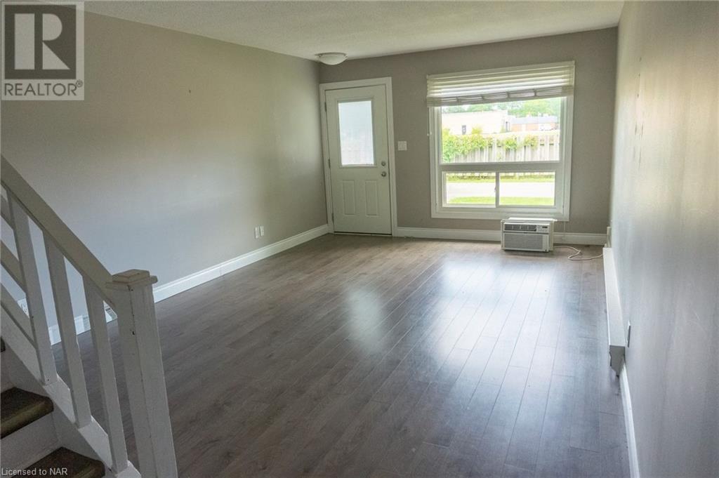 8646 Willoughby Drive Unit# 16, Niagara Falls, Ontario  L2G 6X7 - Photo 6 - 40524205