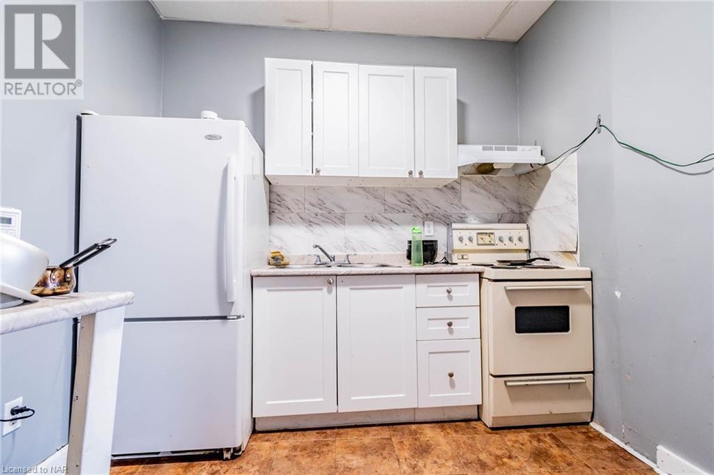 5899 Main Street, Niagara Falls, Ontario  L2G 5Z7 - Photo 15 - 40524353