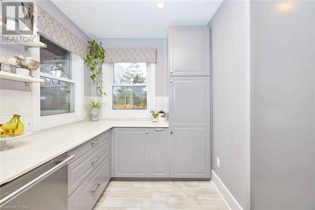 333 Niagara Street, Welland, Ontario  L3C 1K8 - Photo 5 - 40524087