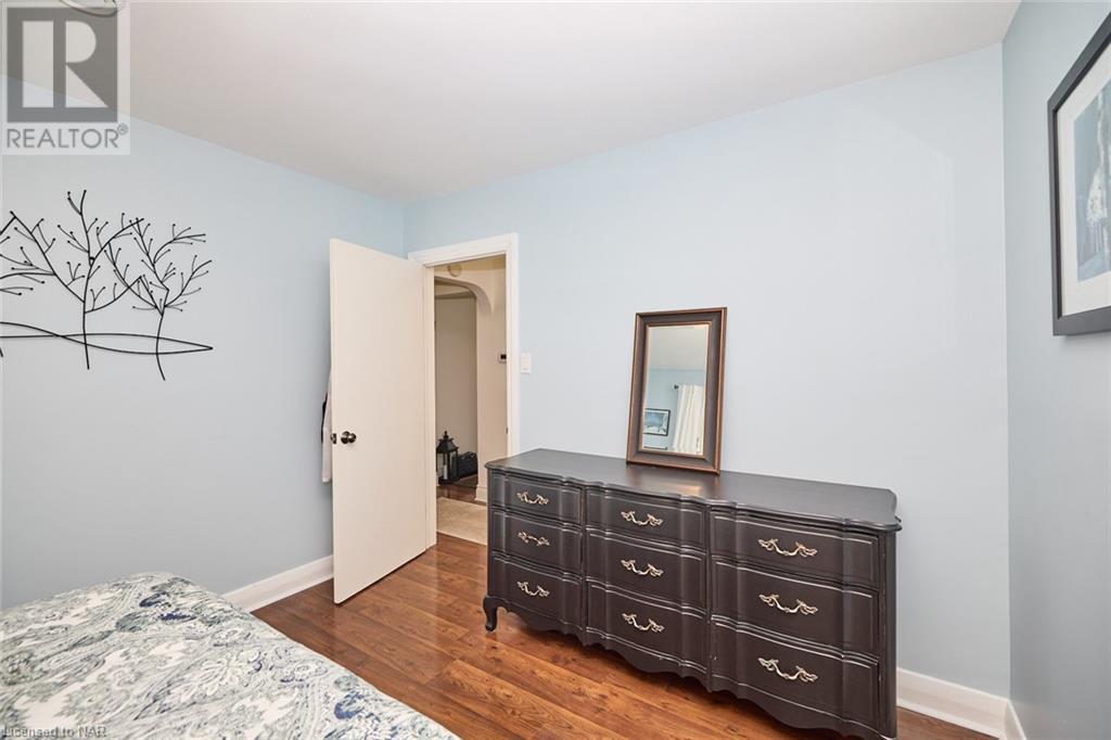 8 Hillcrest Place, Fonthill, Ontario  L0S 1E0 - Photo 23 - 40524206