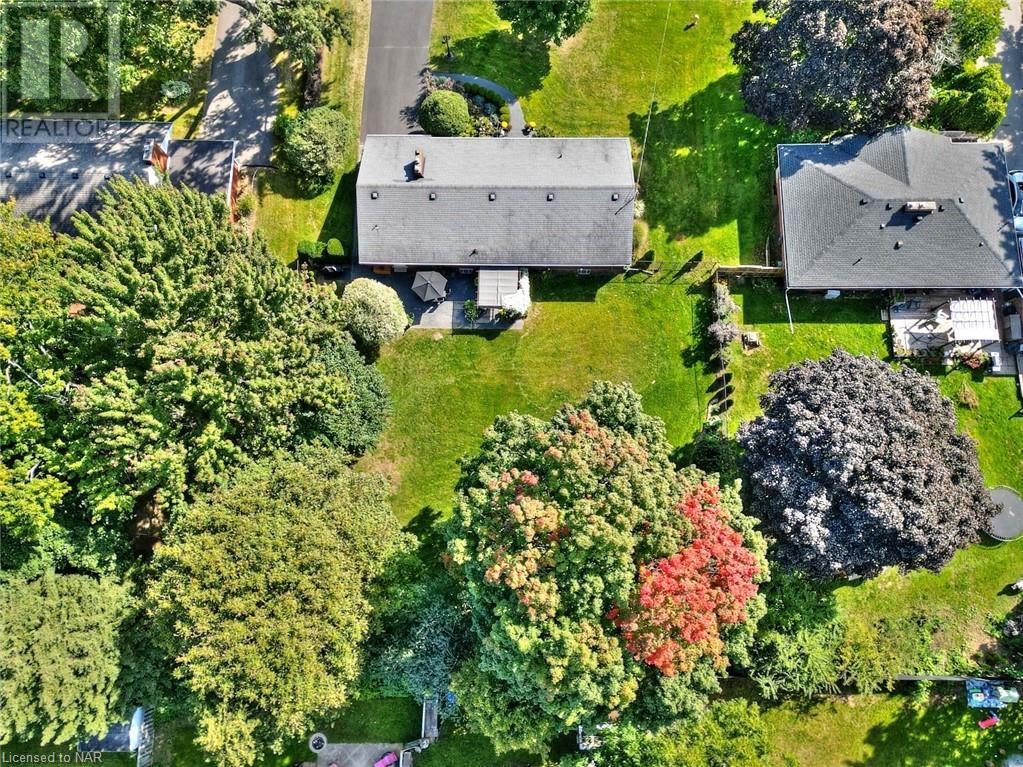 8 Hillcrest Place, Fonthill, Ontario  L0S 1E0 - Photo 4 - 40524206