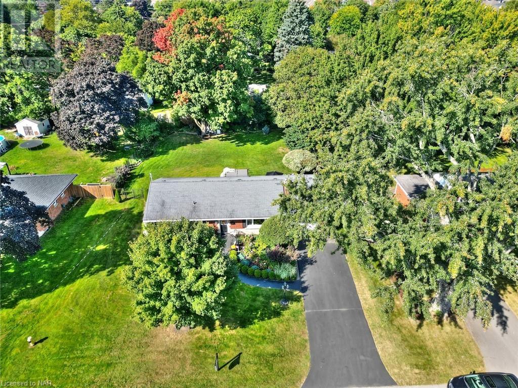 8 Hillcrest Place, Fonthill, Ontario  L0S 1E0 - Photo 44 - 40524206