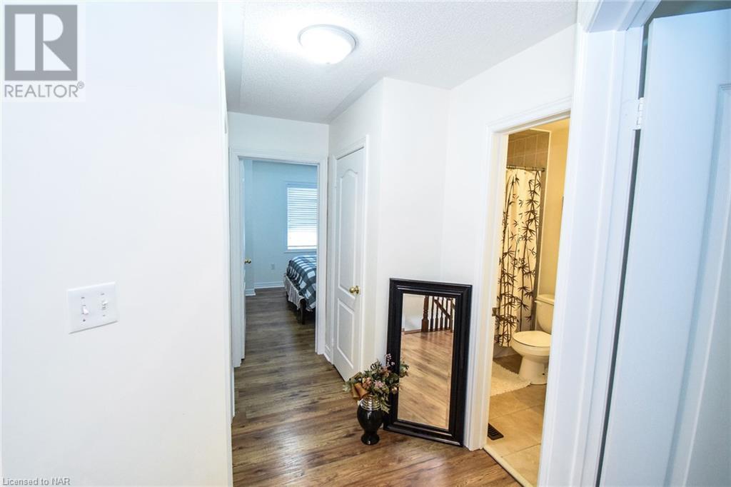 12 Mackenzie King Avenue, St. Catharines, Ontario  L2P 0A1 - Photo 32 - 40525092