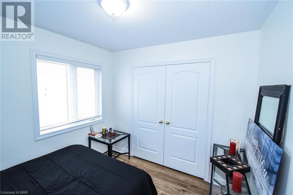 12 Mackenzie King Avenue, St. Catharines, Ontario  L2P 0A1 - Photo 33 - 40525092