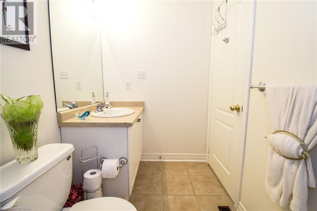 12 Mackenzie King Avenue, St. Catharines, Ontario  L2P 0A1 - Photo 36 - 40525092