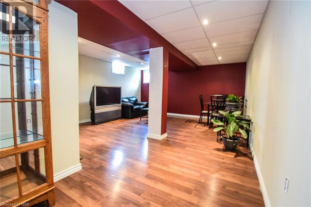 12 Mackenzie King Avenue, St. Catharines, Ontario  L2P 0A1 - Photo 43 - 40525092