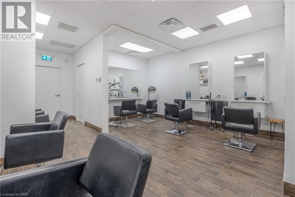6 Front Street N, Thorold, Ontario  L2V 1X4 - Photo 3 - 40524854