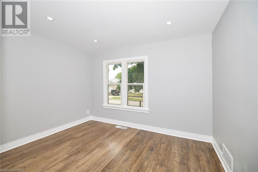 43 Cosby Avenue, St. Catharines, Ontario  L2M 5R7 - Photo 12 - 40525066