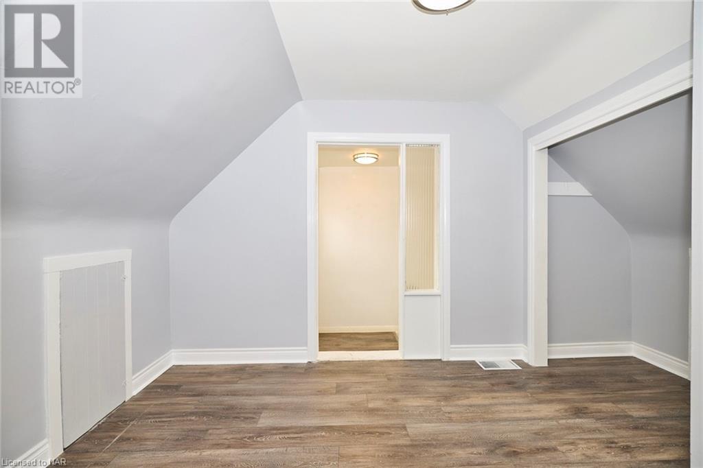 43 Cosby Avenue, St. Catharines, Ontario  L2M 5R7 - Photo 16 - 40525066