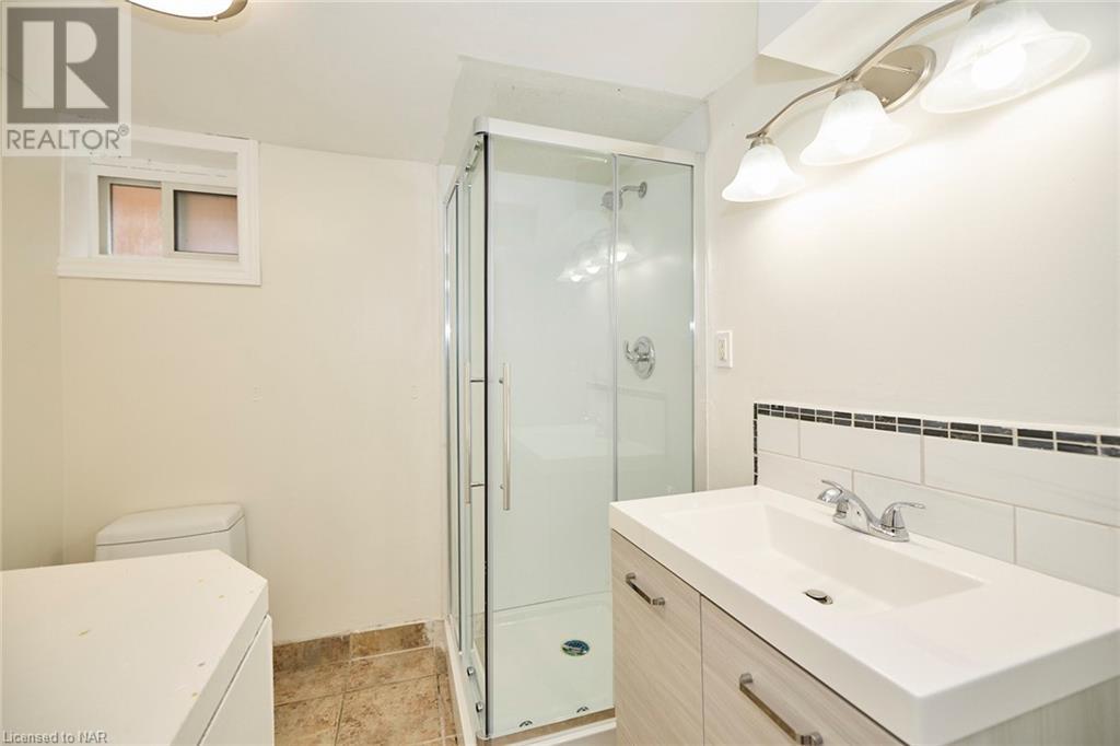 43 Cosby Avenue, St. Catharines, Ontario  L2M 5R7 - Photo 23 - 40525066