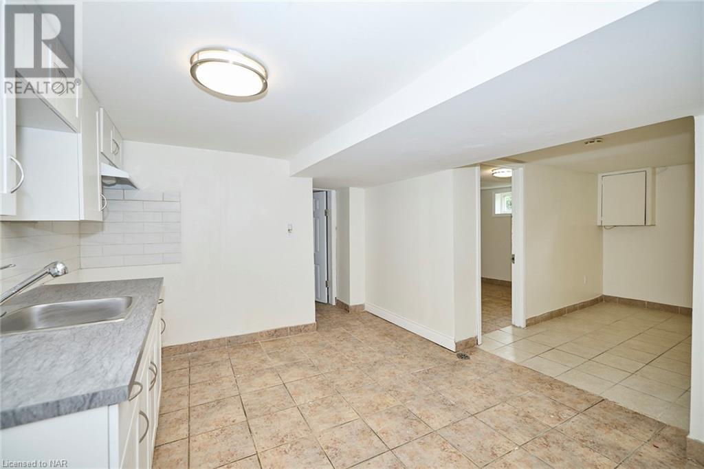 43 Cosby Avenue, St. Catharines, Ontario  L2M 5R7 - Photo 24 - 40525066