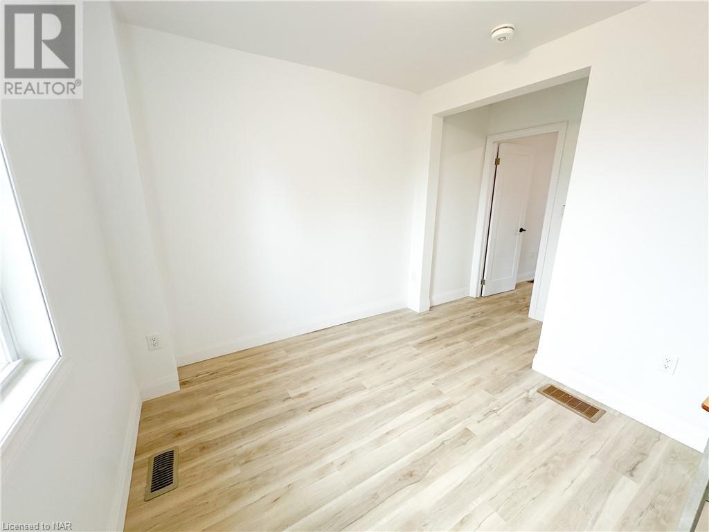 233 Pelham Road Unit# Upper, St. Catharines, Ontario  L2S 1W8 - Photo 12 - 40524943