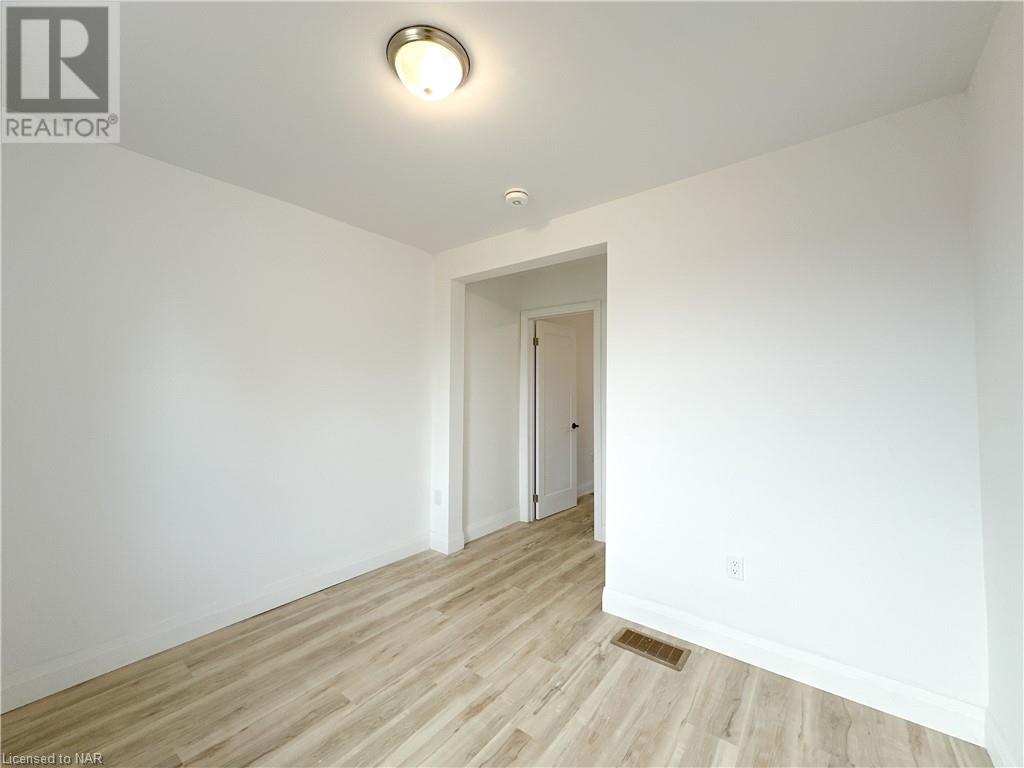 233 Pelham Road Unit# Upper, St. Catharines, Ontario  L2S 1W8 - Photo 13 - 40524943