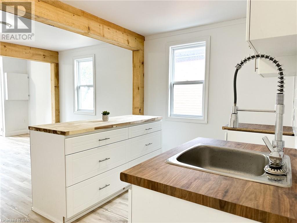 233 Pelham Road Unit# Upper, St. Catharines, Ontario  L2S 1W8 - Photo 2 - 40524943