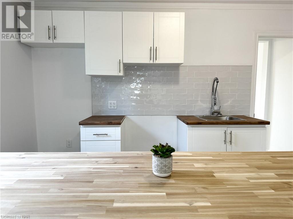 233 Pelham Road Unit# Upper, St. Catharines, Ontario  L2S 1W8 - Photo 8 - 40524943