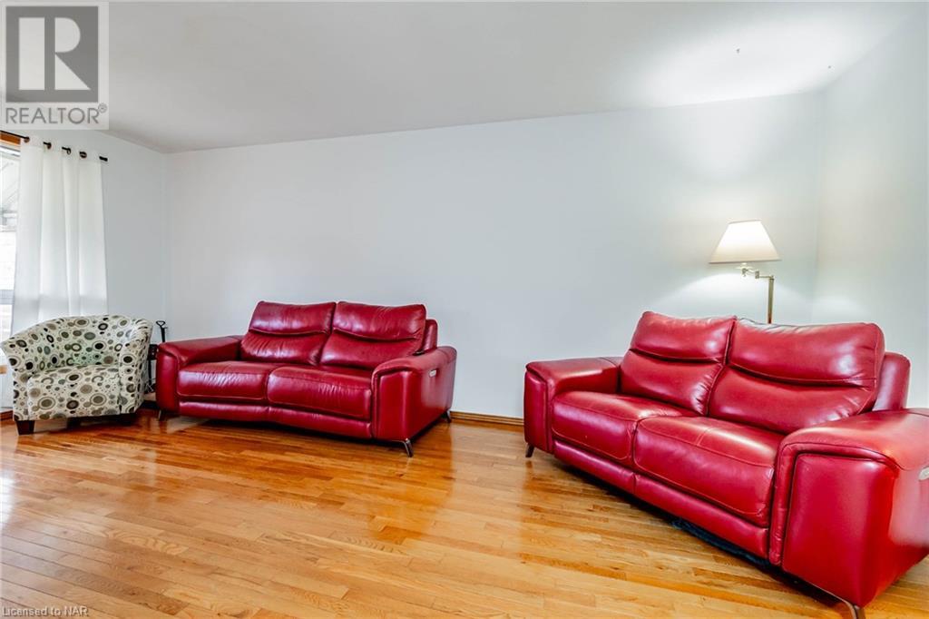 6033 Swayze Drive, Niagara Falls, Ontario  L2J 3K2 - Photo 18 - 40524689