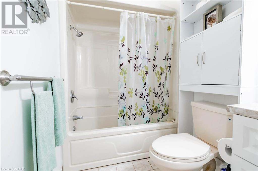 6033 Swayze Drive, Niagara Falls, Ontario  L2J 3K2 - Photo 20 - 40524689