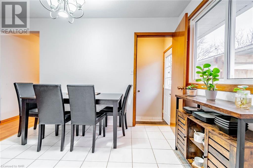 6033 Swayze Drive, Niagara Falls, Ontario  L2J 3K2 - Photo 8 - 40524689