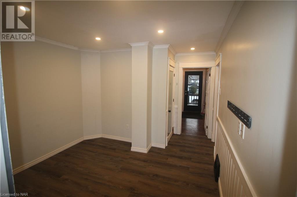 4463 Sixth Avenue, Niagara Falls, Ontario  L2E 4S9 - Photo 11 - 40524257