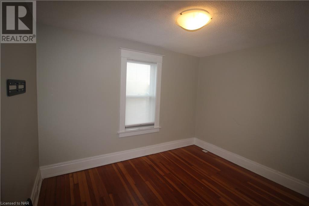 4463 Sixth Avenue, Niagara Falls, Ontario  L2E 4S9 - Photo 18 - 40524257