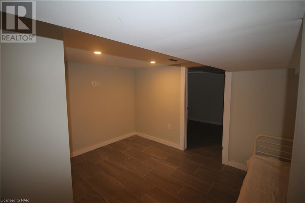 4463 Sixth Avenue, Niagara Falls, Ontario  L2E 4S9 - Photo 22 - 40524257