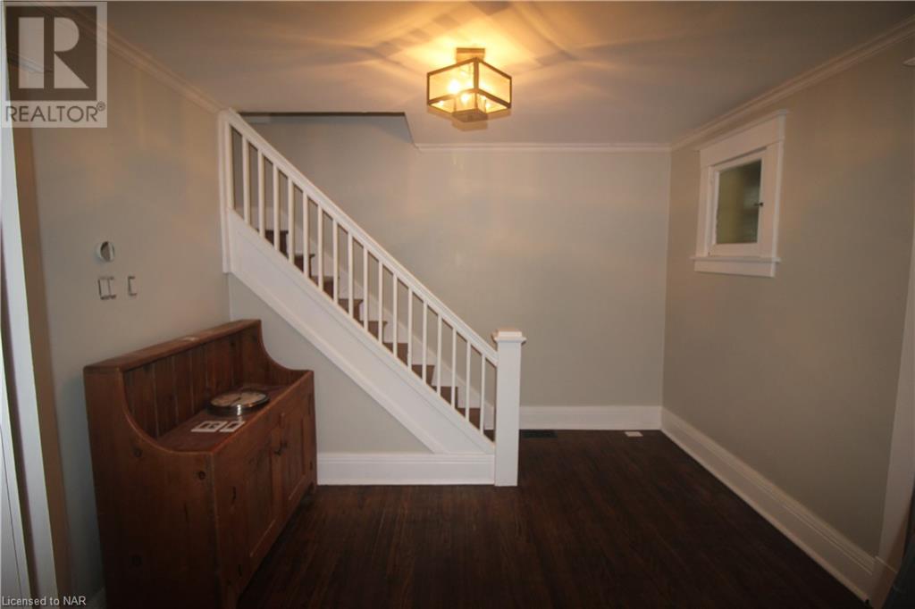 4463 Sixth Avenue, Niagara Falls, Ontario  L2E 4S9 - Photo 5 - 40524257