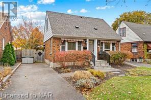 28 Cameron Road, St. Catharines, Ontario  L2P 3E2 - Photo 2 - 40524754
