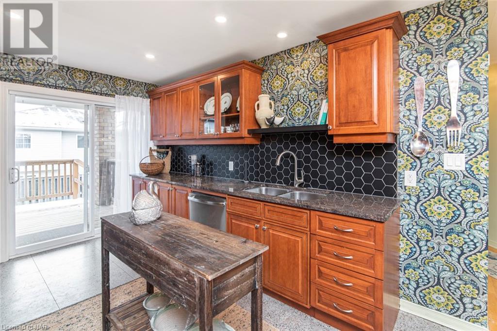 14 Ormonde Avenue, St. Catharines, Ontario  L2M 5P2 - Photo 12 - 40524819