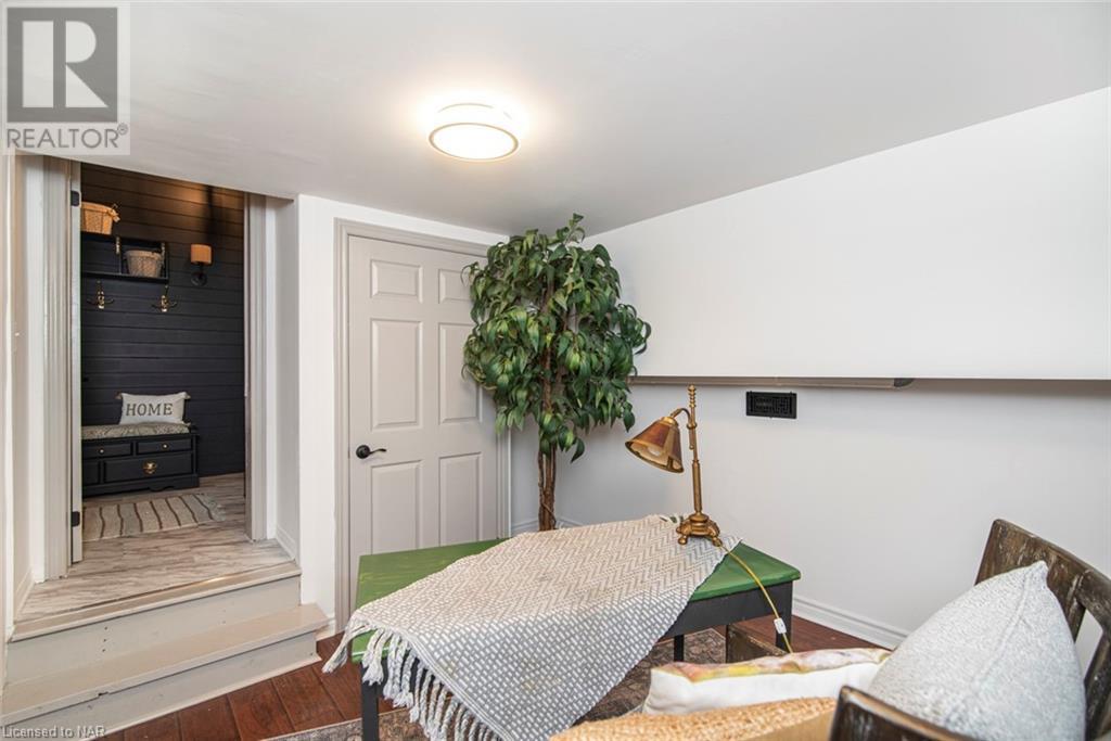 14 Ormonde Avenue, St. Catharines, Ontario  L2M 5P2 - Photo 5 - 40524819