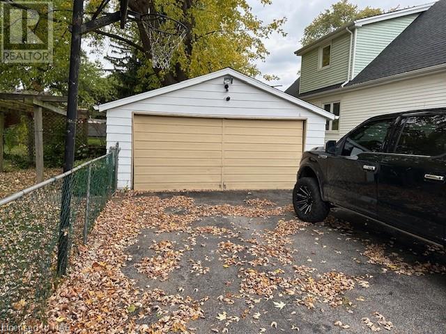 6152 Carlton Avenue, Niagara Falls, Ontario  L2G 5J9 - Photo 16 - 40525526