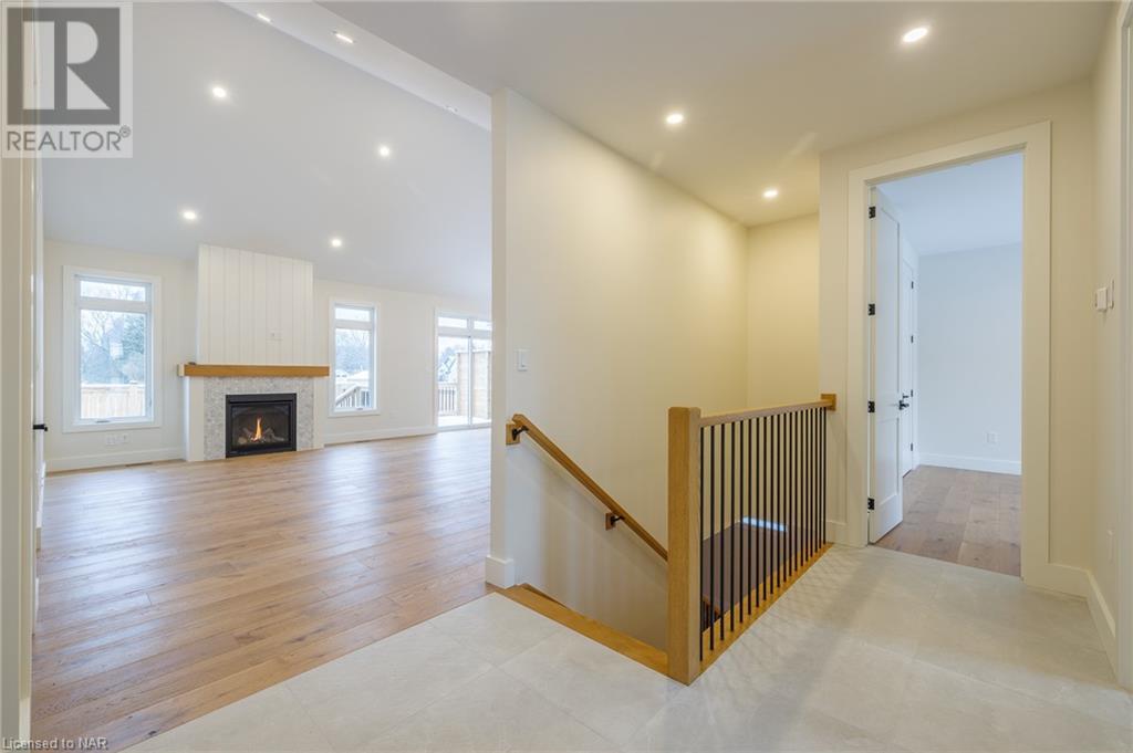 60 Topham Boulevard, Welland, Ontario  L3C 3G2 - Photo 4 - 40525091