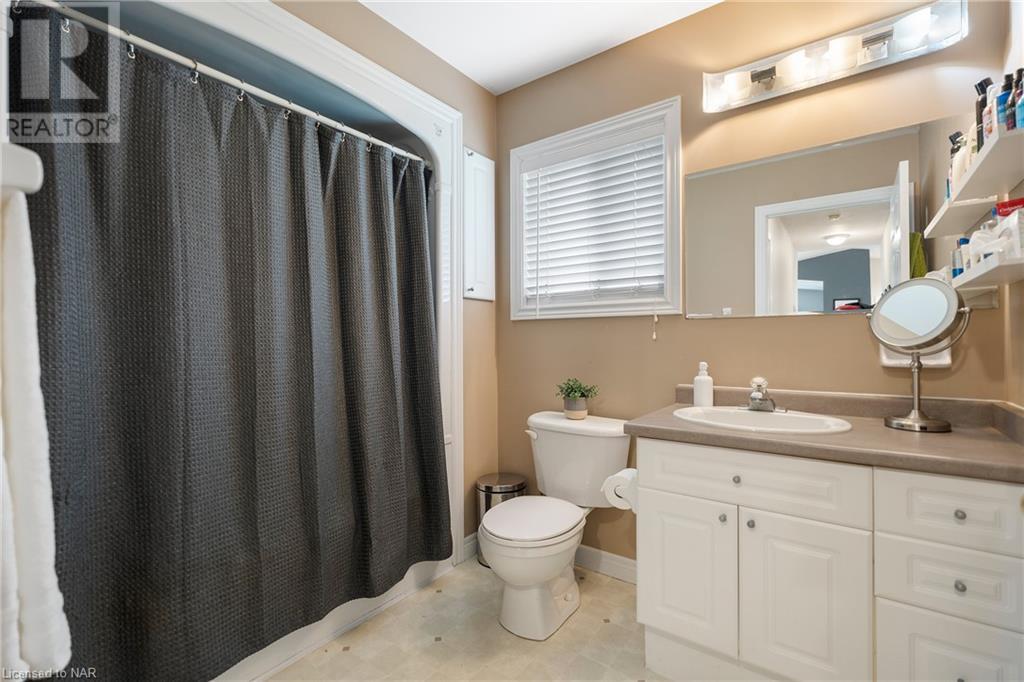 385 Washington Road, Fort Erie, Ontario  L2A 4K5 - Photo 14 - 40525434