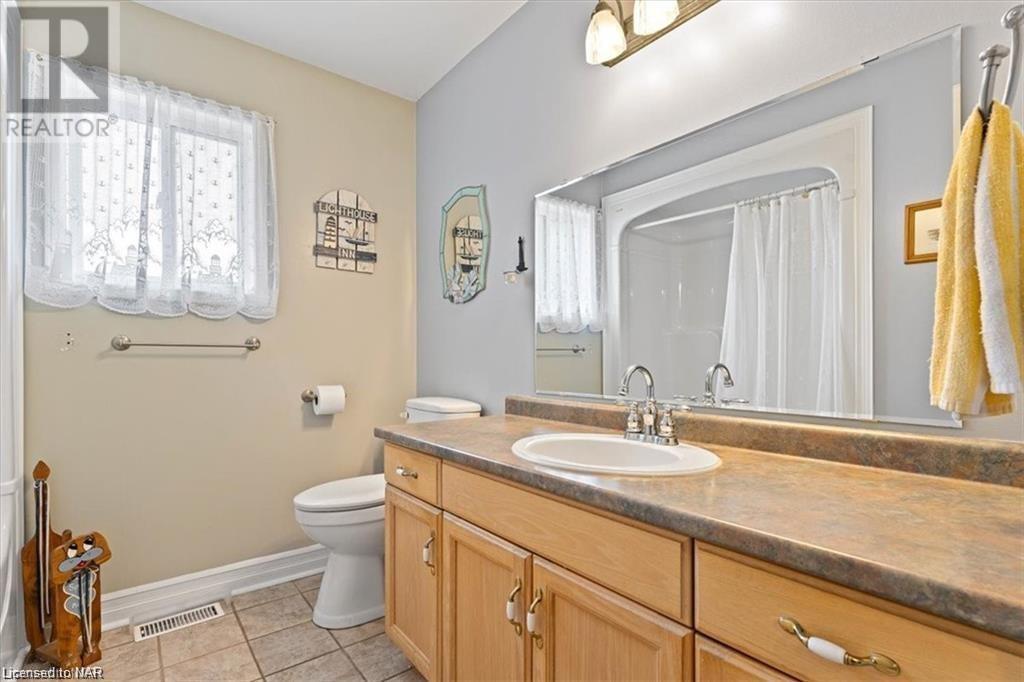 19 Glen Park Drive, Welland, Ontario  L3C 6N2 - Photo 16 - 40525261