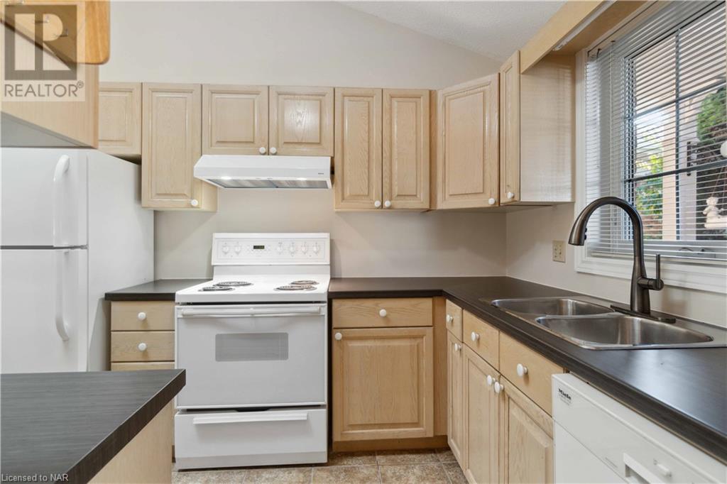 4121 Cherry Blossom Lane, Vineland, Ontario  L0R 2C0 - Photo 17 - 40525009
