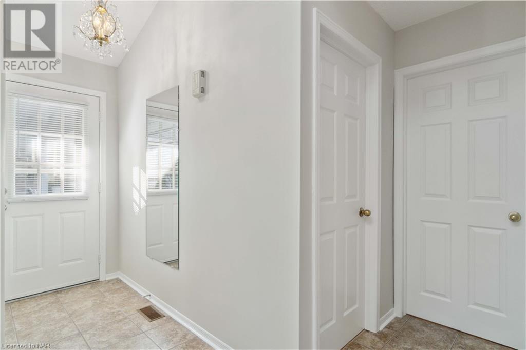 4121 Cherry Blossom Lane, Vineland, Ontario  L0R 2C0 - Photo 3 - 40525009