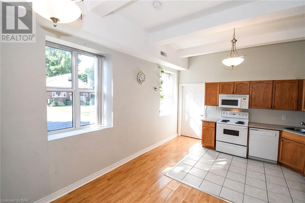 6365 Drummond Road Unit# 114, Niagara Falls, Ontario  L2G 4N1 - Photo 11 - 40524929