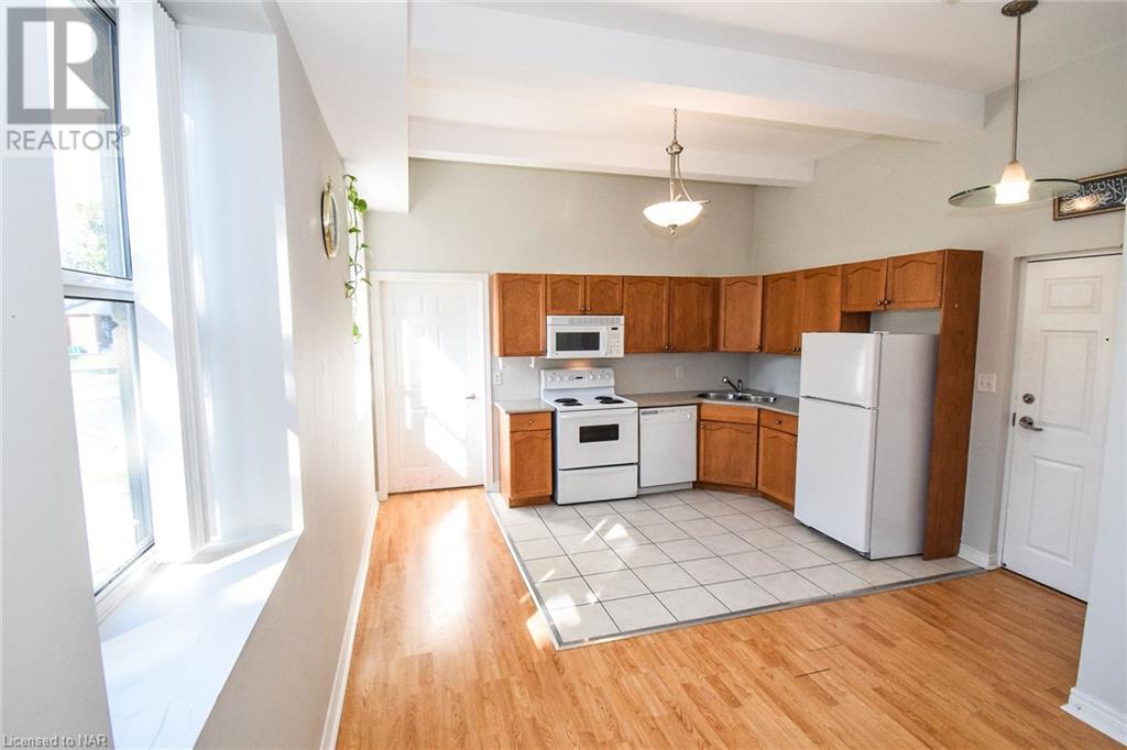 6365 Drummond Road Unit# 114, Niagara Falls, Ontario  L2G 4N1 - Photo 12 - 40524929
