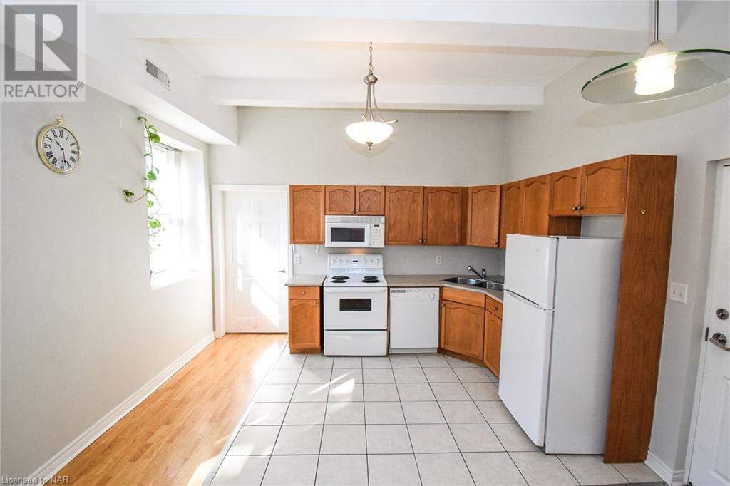 6365 Drummond Road Unit# 114, Niagara Falls, Ontario  L2G 4N1 - Photo 14 - 40524929