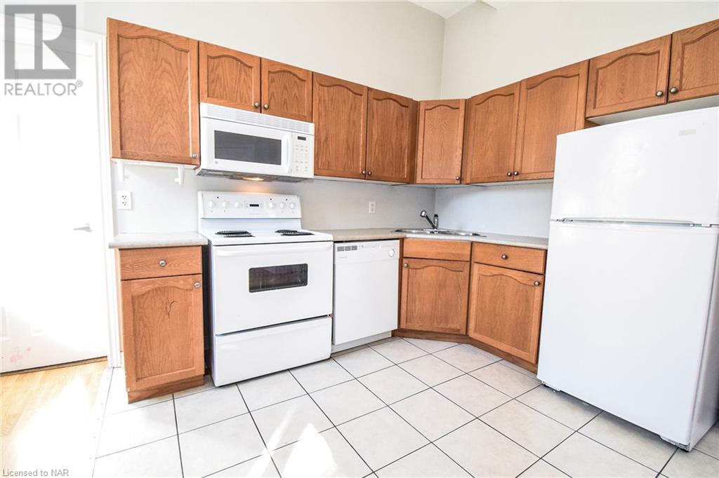 6365 Drummond Road Unit# 114, Niagara Falls, Ontario  L2G 4N1 - Photo 16 - 40524929