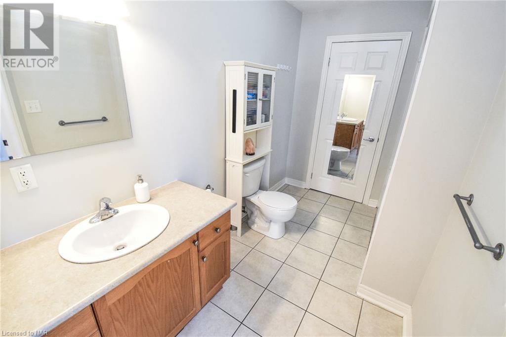 6365 Drummond Road Unit# 114, Niagara Falls, Ontario  L2G 4N1 - Photo 26 - 40524929