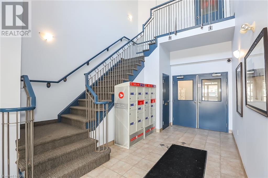 6365 Drummond Road Unit# 114, Niagara Falls, Ontario  L2G 4N1 - Photo 5 - 40524929
