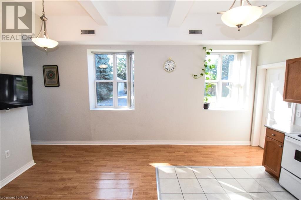 6365 Drummond Road Unit# 114, Niagara Falls, Ontario  L2G 4N1 - Photo 6 - 40524929