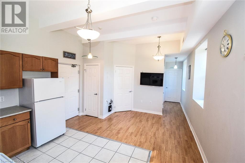 6365 Drummond Road Unit# 114, Niagara Falls, Ontario  L2G 4N1 - Photo 7 - 40524929