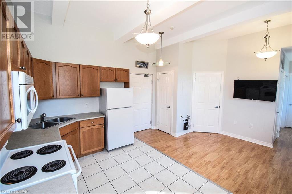 6365 Drummond Road Unit# 114, Niagara Falls, Ontario  L2G 4N1 - Photo 8 - 40524929
