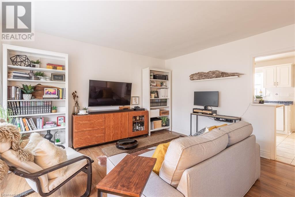 31 Ivy Avenue, St. Catharines, Ontario  L2P 1Y1 - Photo 6 - 40524199
