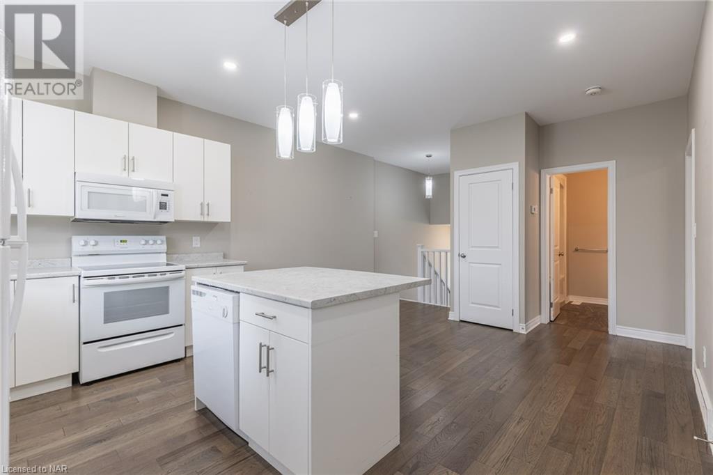 4 Ivy Court, Thorold, Ontario  L2V 4N9 - Photo 9 - 40522641