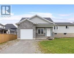 4 IVY Court, thorold, Ontario