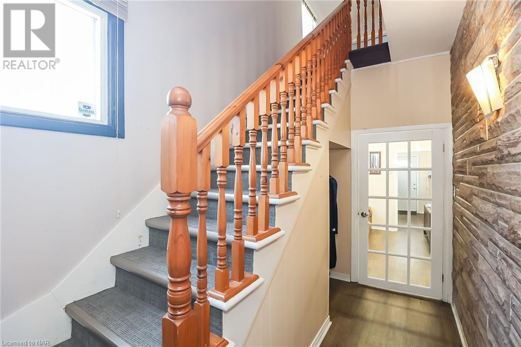 48 Carlisle Street, St. Catharines, Ontario  L2R 4H4 - Photo 19 - 40525710