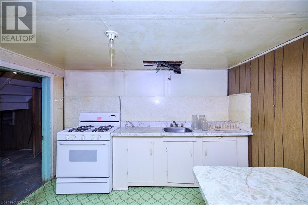 223 Niagara Street, St. Catharines, Ontario  L2M 4V3 - Photo 26 - 40525785