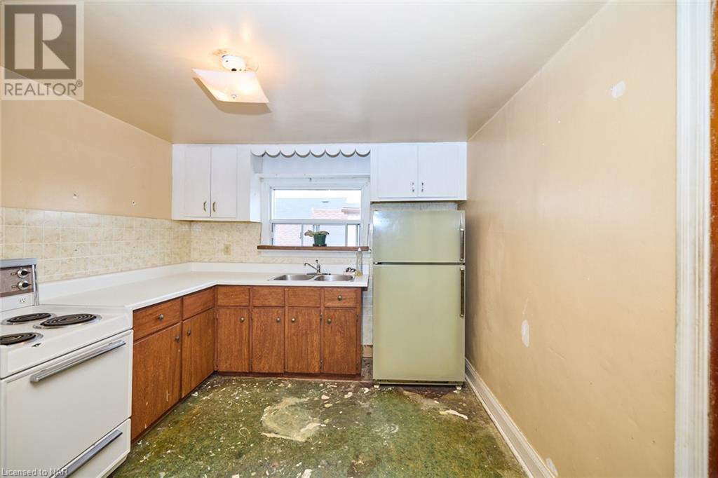 223 Niagara Street, St. Catharines, Ontario  L2M 4V3 - Photo 35 - 40525785